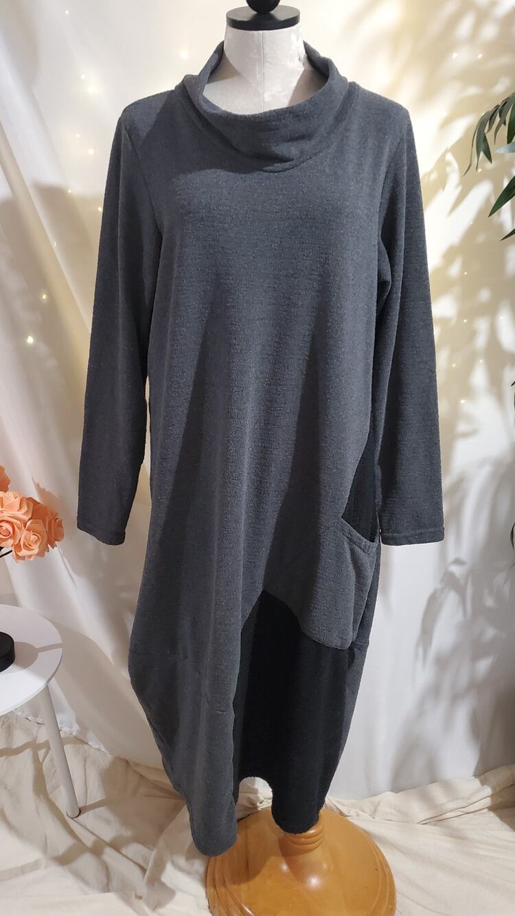 Luukaa Lagenlook Cowl Neck Tunic Pocket Dress Size 5 US 14-16 XL Artsy Relaxed